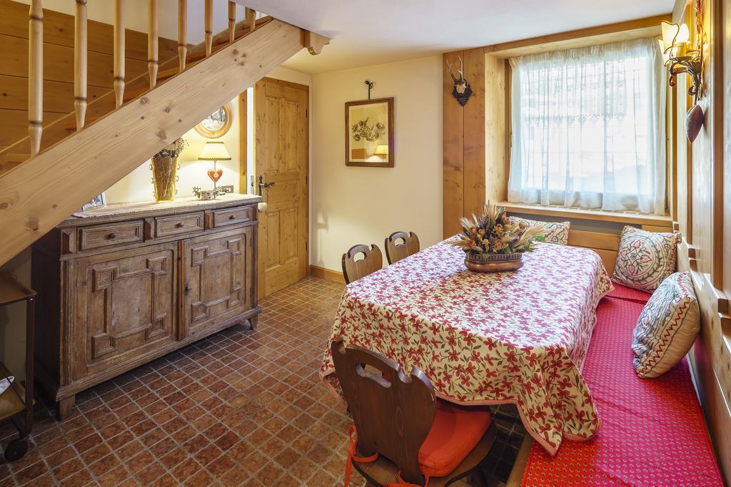 Villa Tullia - Stayincortina Cortina dʼAmpezzo Kültér fotó